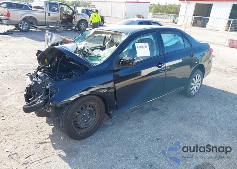2012 Toyota Corolla Le z USA, uszkodzony, nr VIN 2T1BU4EEXCC774484